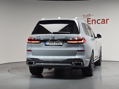 BMW X7 - 4