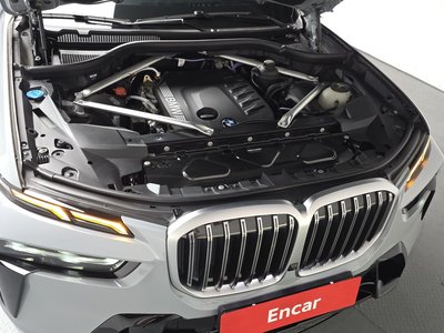 BMW X7 - 7