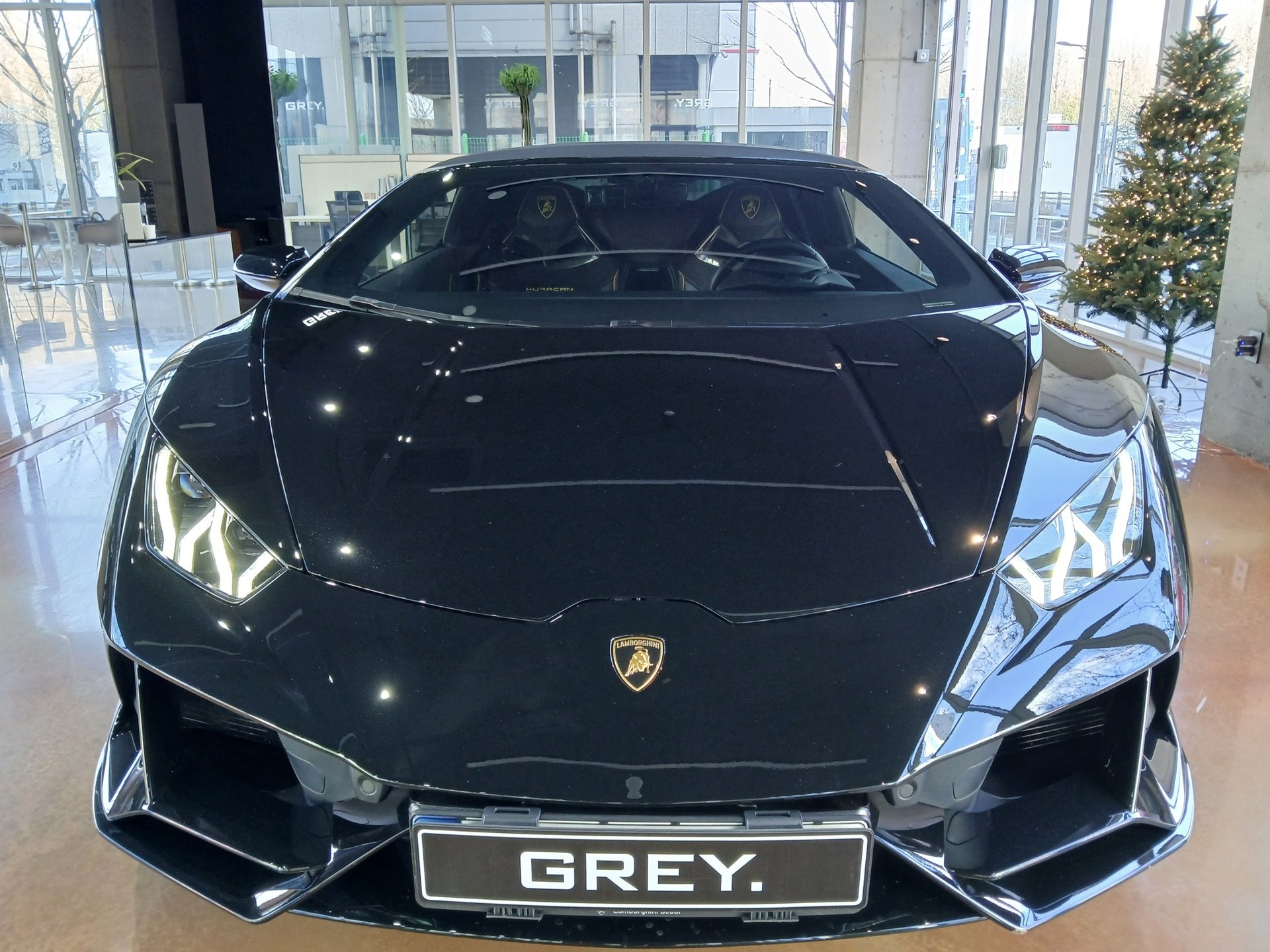 LAMBORGHINI HURACAN - View 1