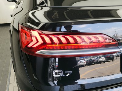 AUDI Q7 - 10