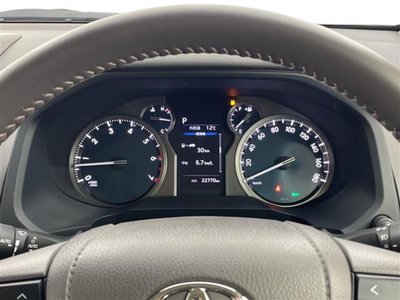 TOYOTA LAND CRUISER PRADO - 7