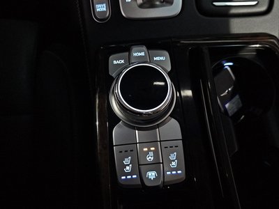 2021 Genesis G90 — миниатюра 23