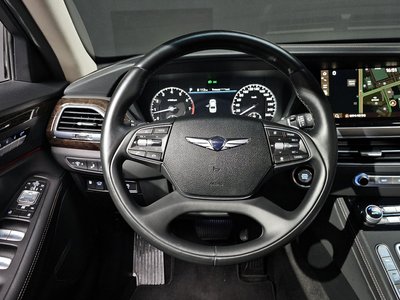 2021 Genesis G90 — миниатюра 18