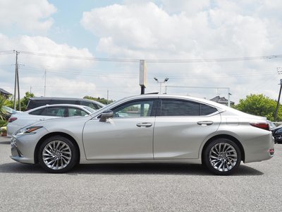 LEXUS ES - 8