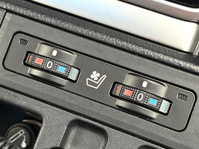 2022 Toyota LAND CRUISER PRADO — фото 9