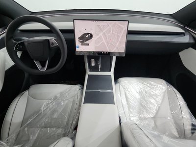 TESLA MODEL Y - 5