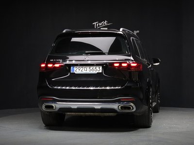 MERCEDES-BENZ GLS - 4