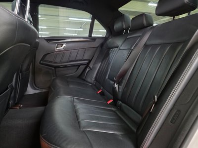 MERCEDES-BENZ E-CLASS - 9