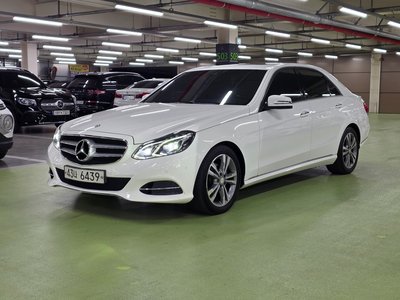 MERCEDES-BENZ E-CLASS - 1