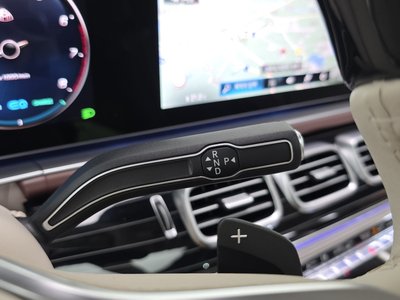 MERCEDES-BENZ GLS - 8