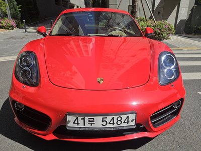 PORSCHE CAYMAN - 1