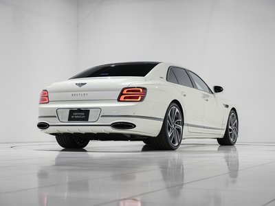 صورة مصغرة 63 لـ 2025 Bentley FLYING SPUR