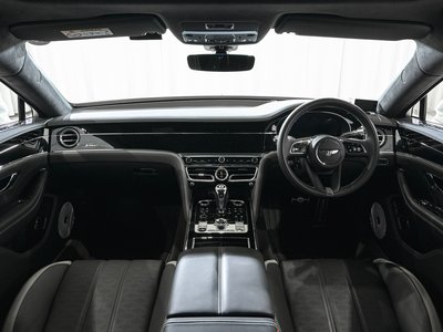 صورة مصغرة 21 لـ 2025 Bentley FLYING SPUR