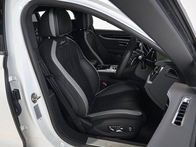 صورة مصغرة 30 لـ 2025 Bentley FLYING SPUR