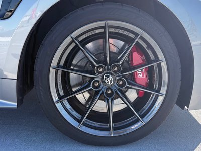 TOYOTA GR COROLLA - 10