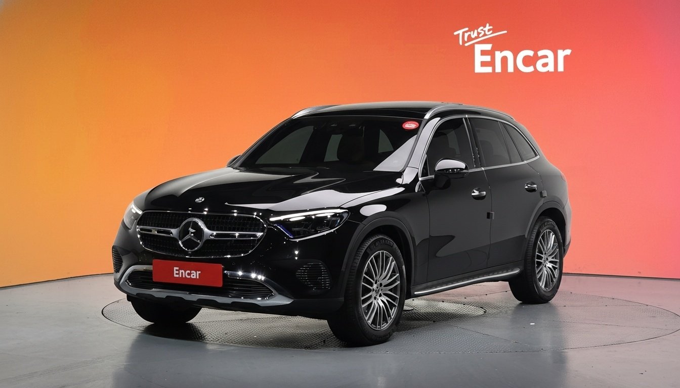 MERCEDES-BENZ GLC - View 1