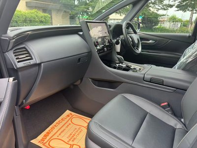 2026 Toyota ALPHARD — миниатюра 14