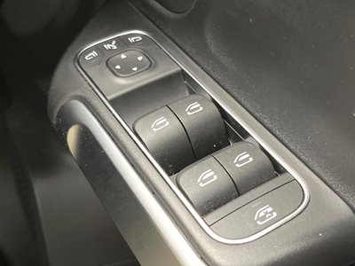 2024 Mercedes-BENZ GLB — миниатюра 38