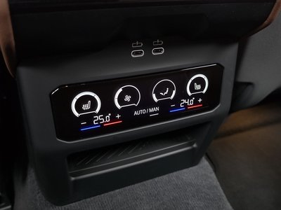 2024 BMW 5 SERIES 缩略图 29