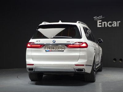 2020 BMW X7 照片 3