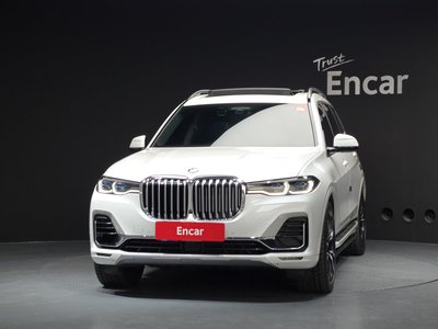 2020 BMW X7 照片 2