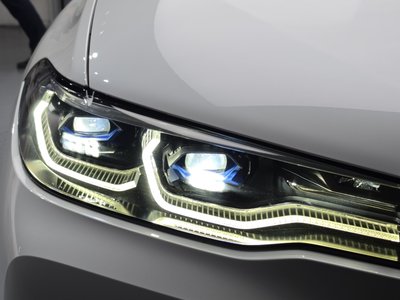صورة 9 لـ 2020 BMW X7