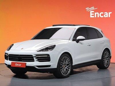 PORSCHE CAYENNE - 1