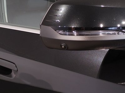 2025 BMW X1 — миниатюра 19