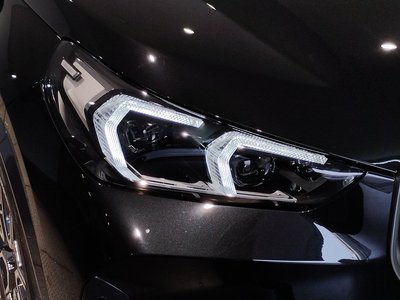 2025 BMW X1 — миниатюра 15