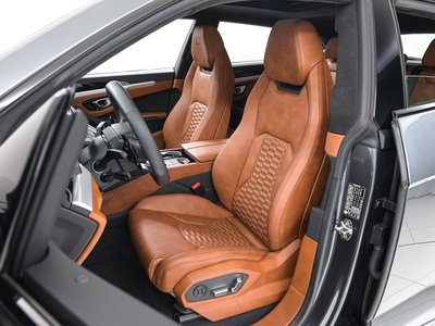 2020 Lamborghini URUS thumbnail 14
