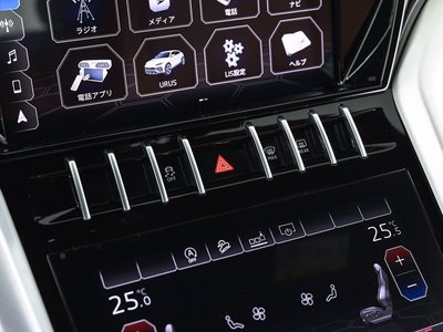 2020 Lamborghini URUS thumbnail 26