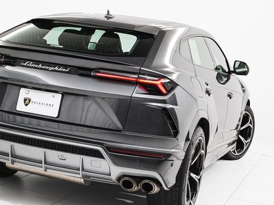 2020 Lamborghini URUS thumbnail 35