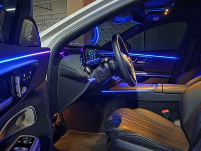 MERCEDES-BENZ E-CLASS - 10