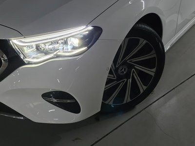 MERCEDES-BENZ E-CLASS - 5