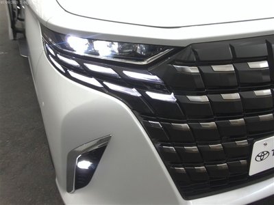 2023 Toyota ALPHARD — фото 5