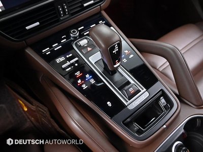 PORSCHE CAYENNE - 9