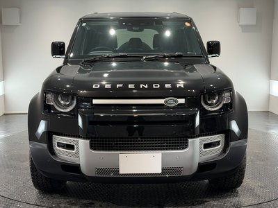 LAND ROVER DEFENDER - 4