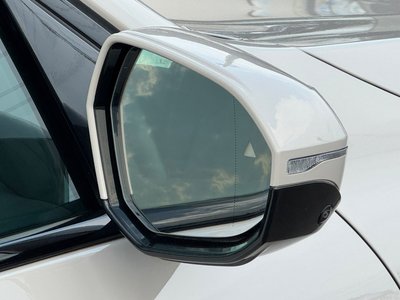 2025 BMW X3 thumbnail 18