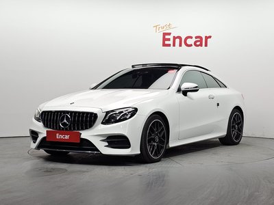 MERCEDES-BENZ E-CLASS - 1