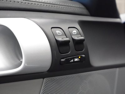 PORSCHE 911 CABRIOLET - 8