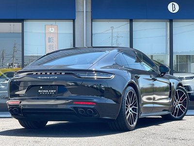 PORSCHE PANAMERA - 2