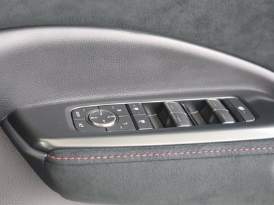 2025 Lexus LBX 缩略图 33