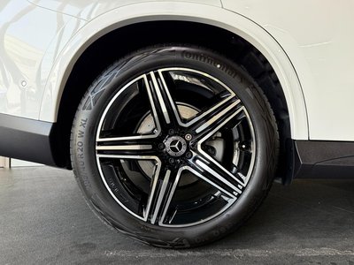 MERCEDES-BENZ GLC - 9