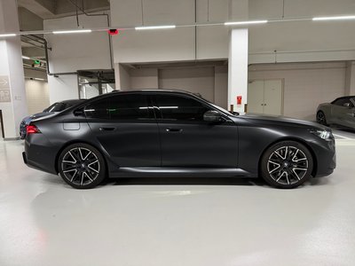 2025 BMW M5 — миниатюра 11
