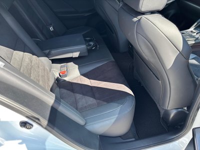 2023 Lexus IS thumbnail 77
