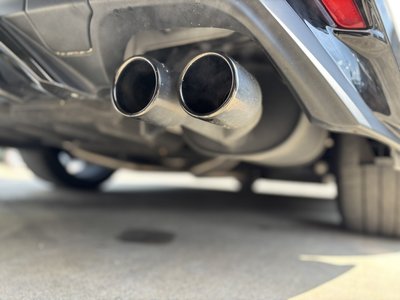 2023 Lexus IS thumbnail 36