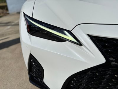2023 Lexus IS thumbnail 108