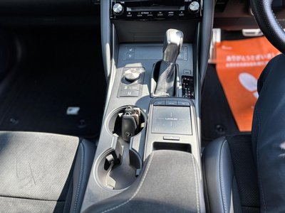 2023 Lexus IS thumbnail 101