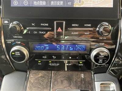 TOYOTA ALPHARD - 10