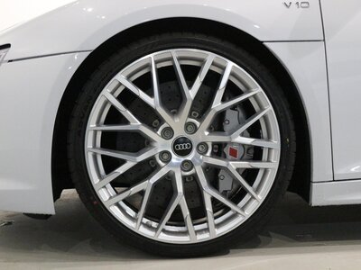 AUDI R8 - 10